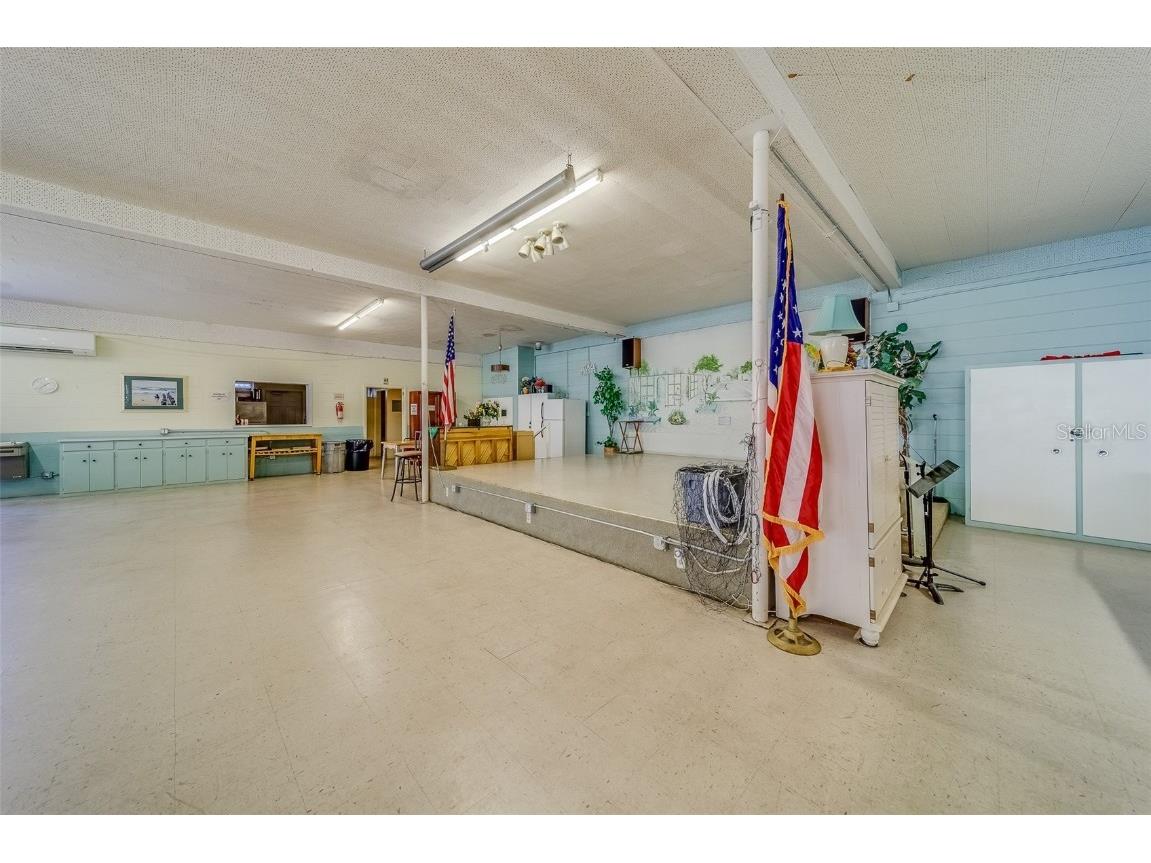 1900 58th Avenue N #26 Saint Petersburg FL 33714 TB8433429 image37