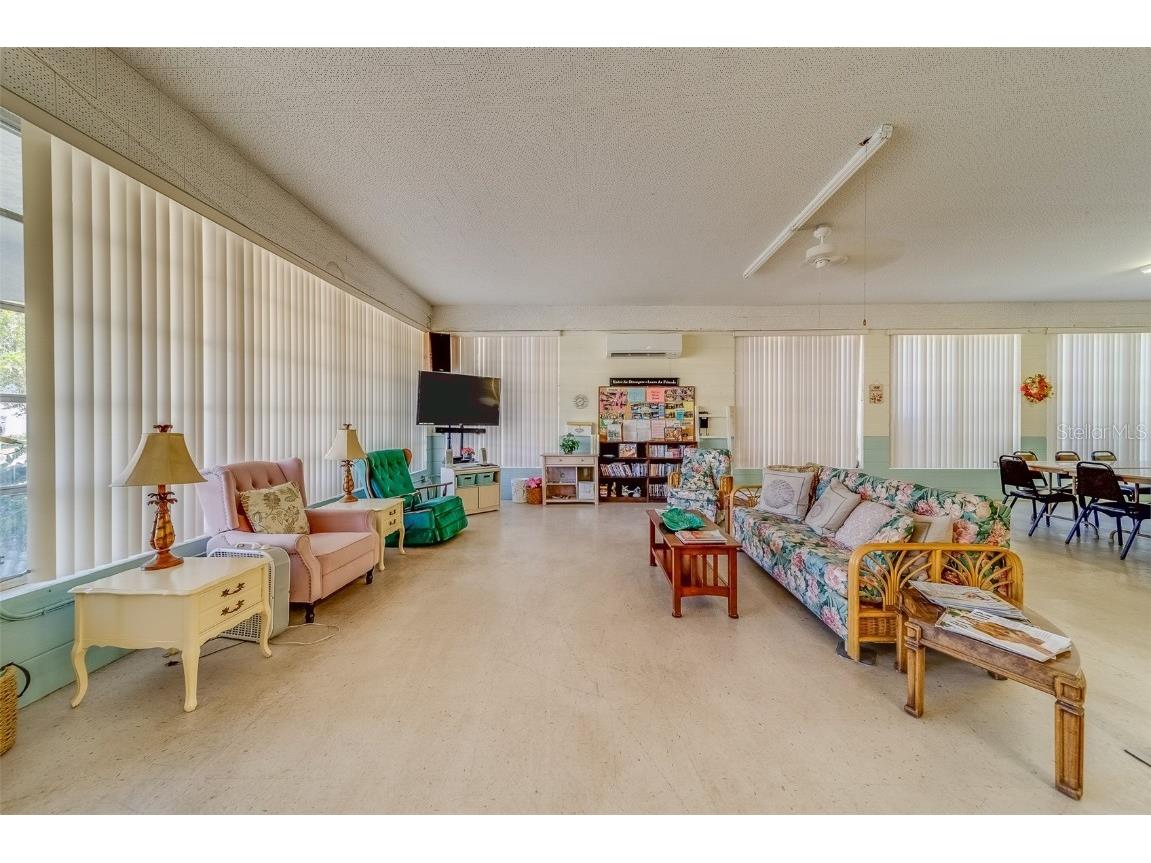 1900 58th Avenue N #26 Saint Petersburg FL 33714 TB8433429 image39