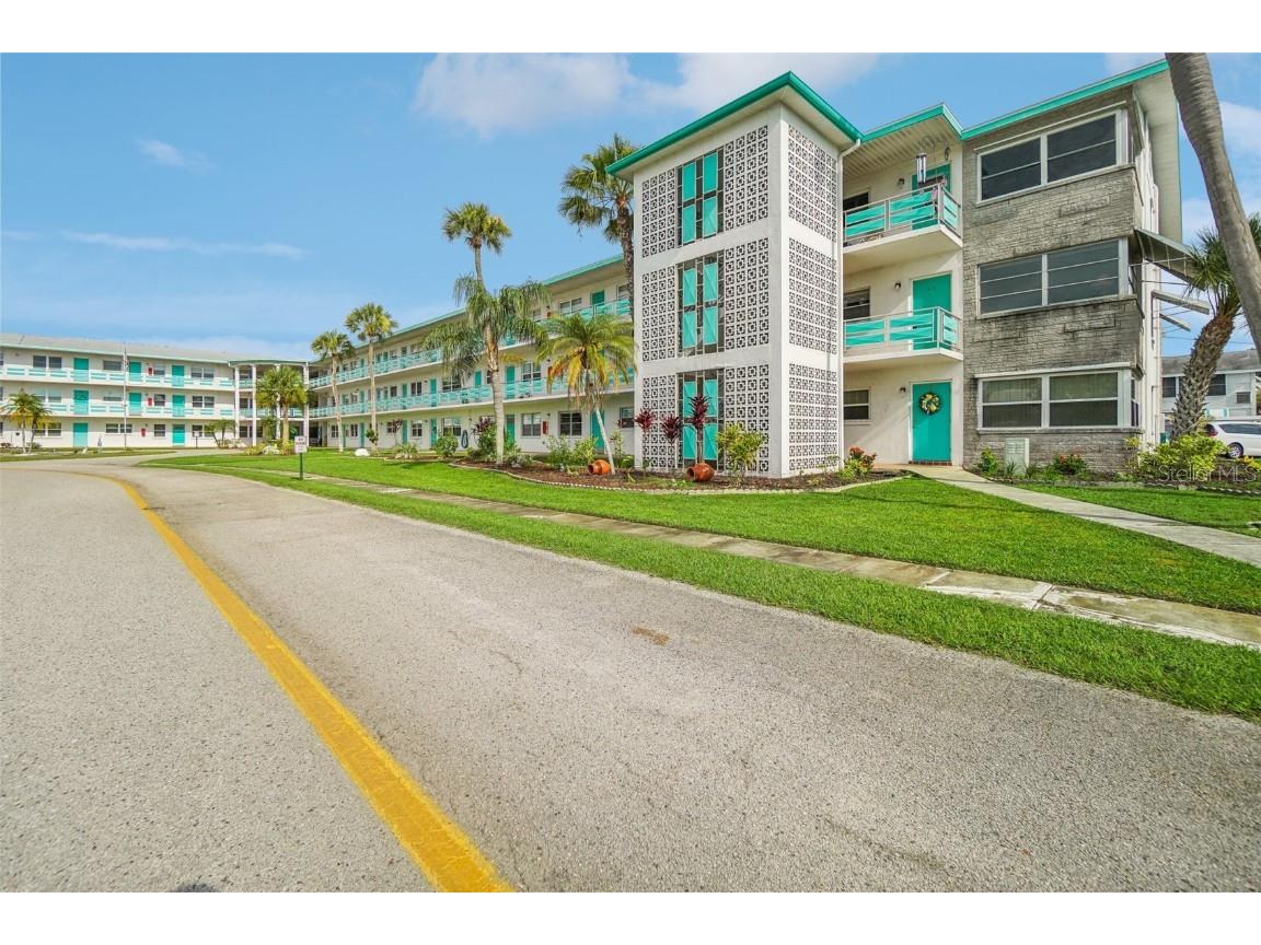 1900 59th Avenue N #219 Saint Petersburg FL 33714 S5105105 image1