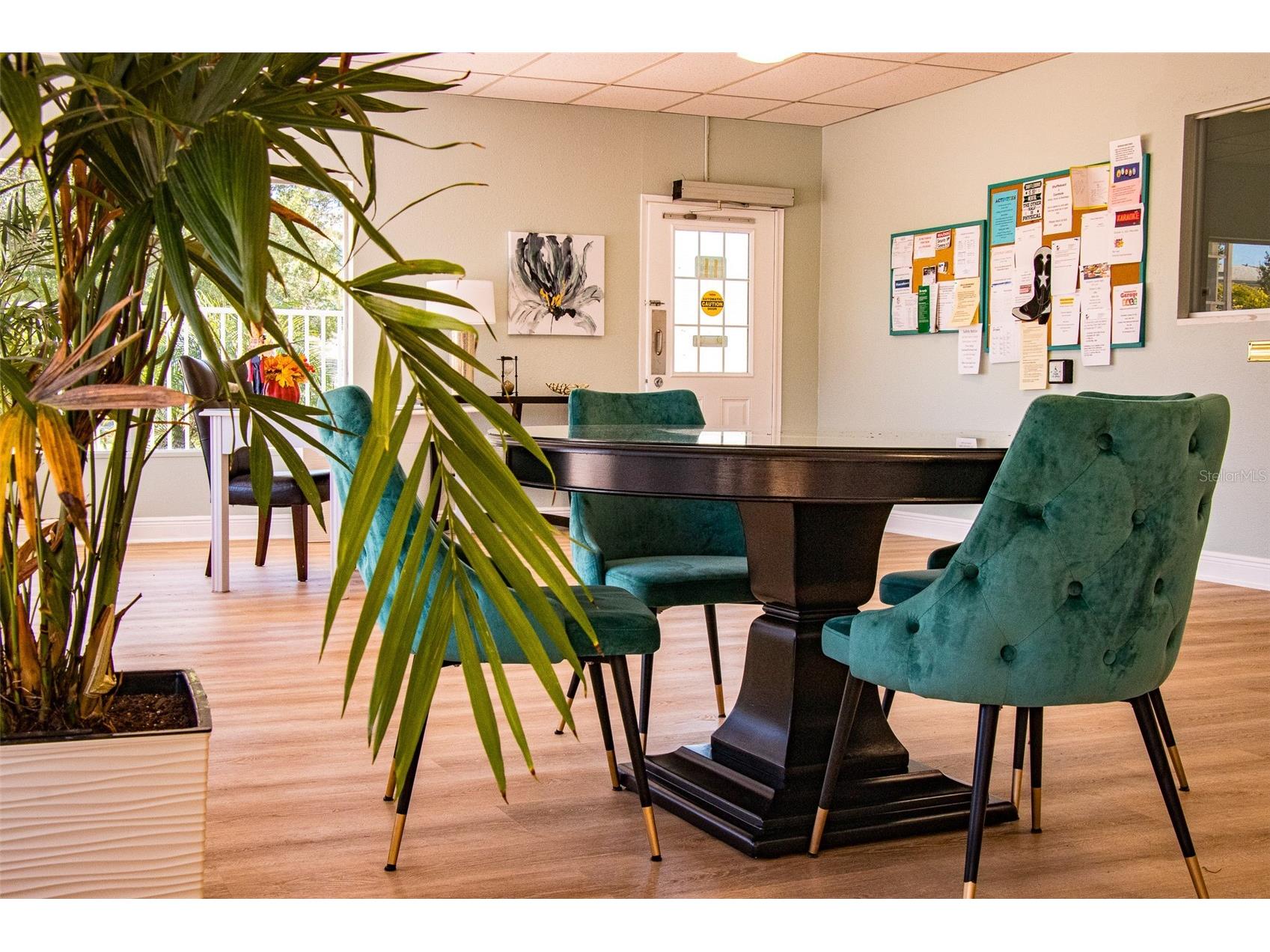 1900 59th Avenue N #305 Saint Petersburg FL 33714 - UATAN TB8463678 image35