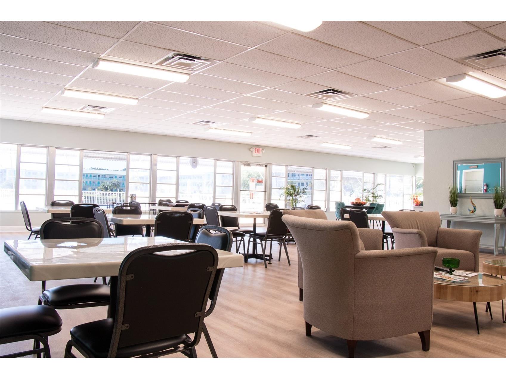 1900 59th Avenue N #305 Saint Petersburg FL 33714 - UATAN TB8463678 image37