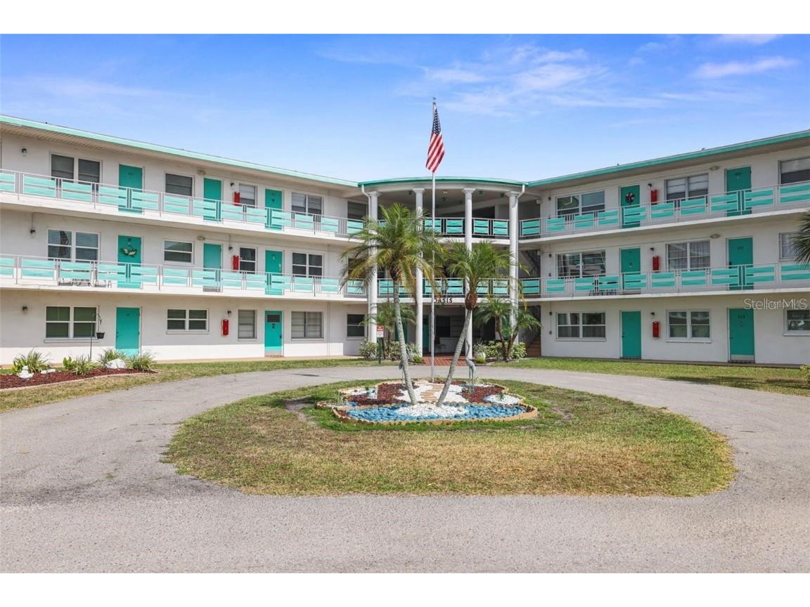 1900 59th Avenue N #307 Saint Petersburg FL 33714 U8206372 image1