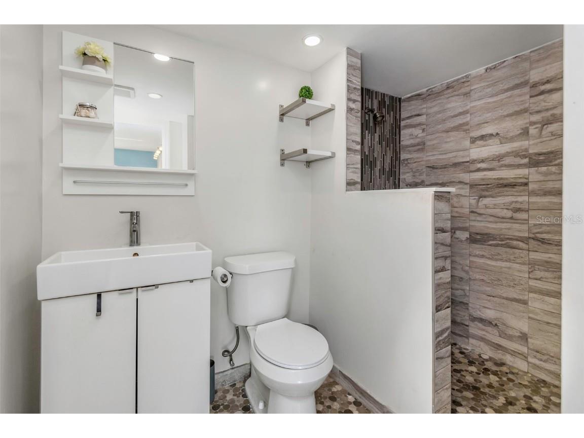 1900 68th Street N #110 Saint Petersburg FL 33710 TB8459024 image28