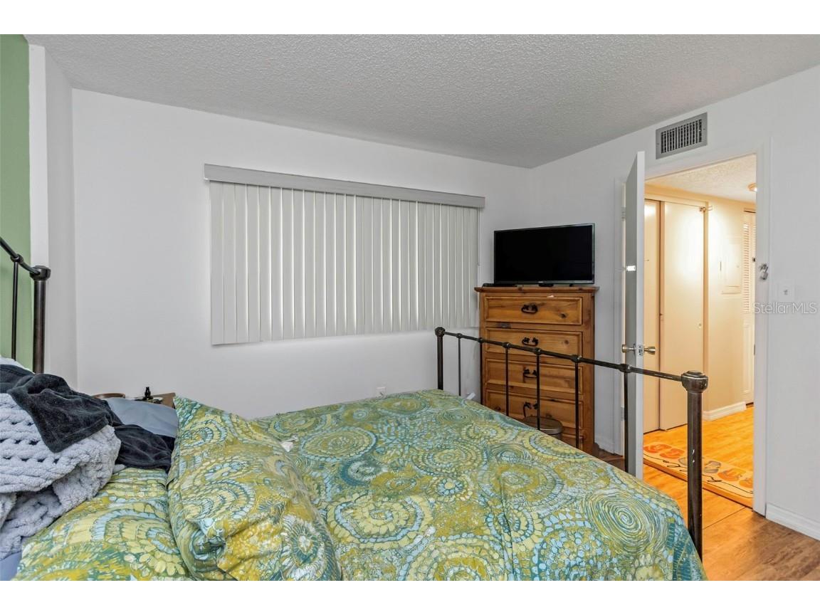 1900 68th Street N #110 Saint Petersburg FL 33710 TB8459024 image32