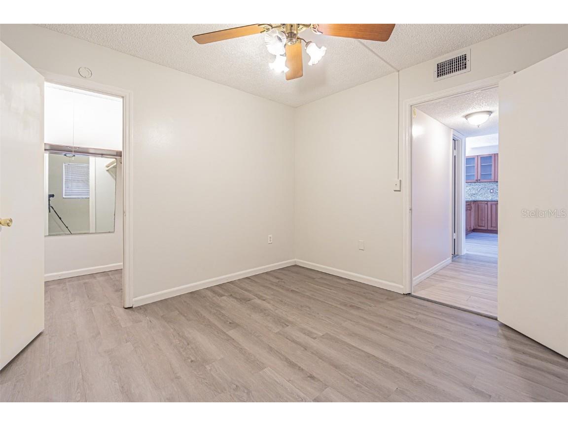 1900 68th Street N #301 Saint Petersburg FL 33710 TB8322399 image21