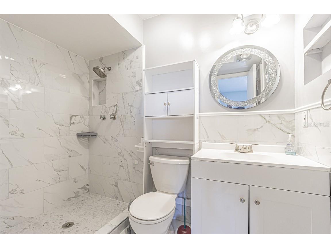 1900 68th Street N #301 Saint Petersburg FL 33710 TB8322399 image25