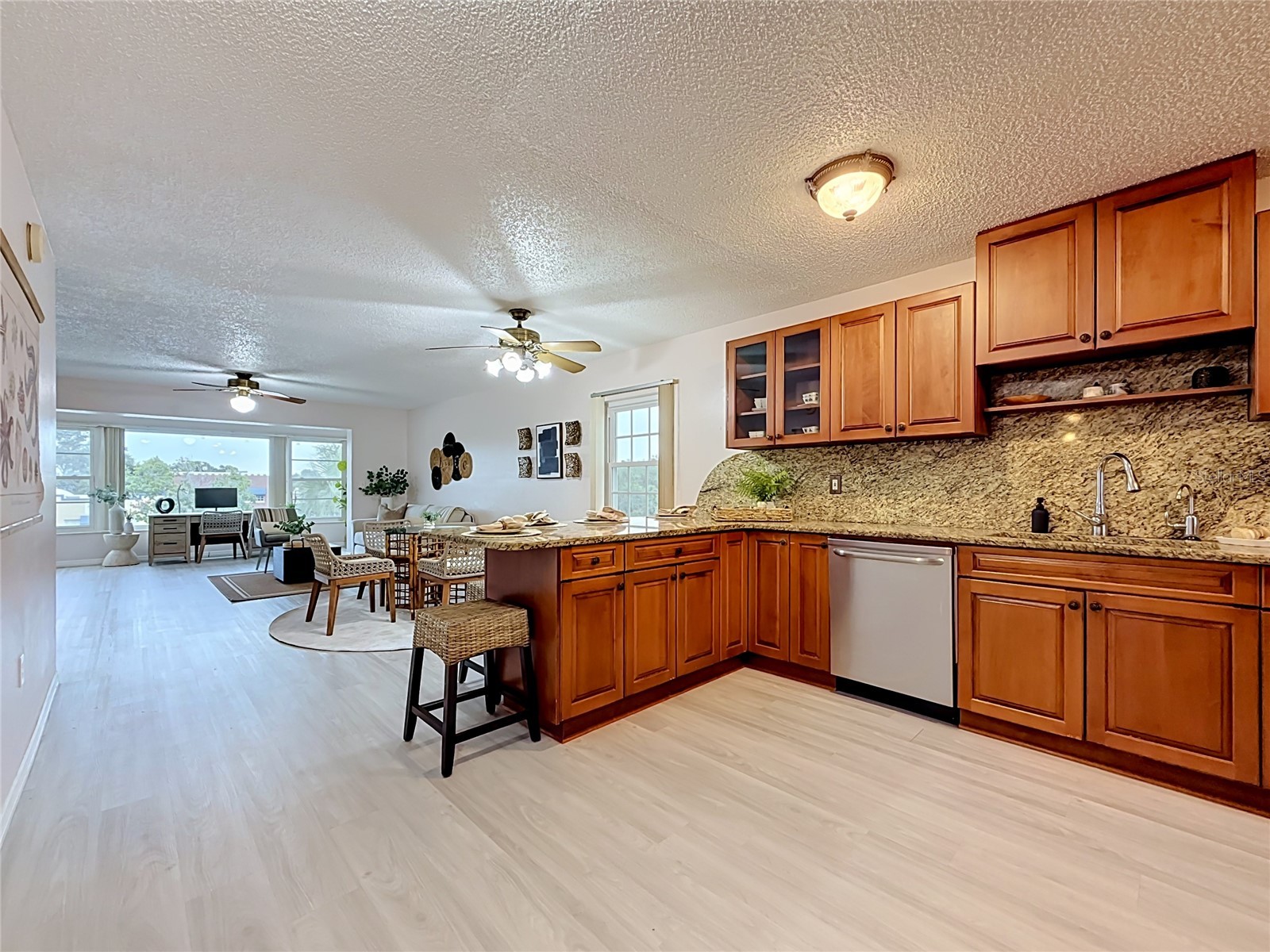1900 68th Street N #301 Saint Petersburg FL 33710 TB8525318 image2