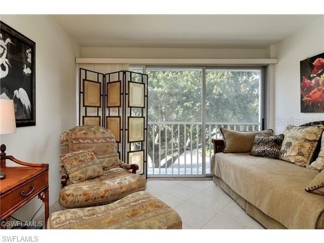 1900 Alamanda Drive #305 Naples FL 34102 C7513016 image4