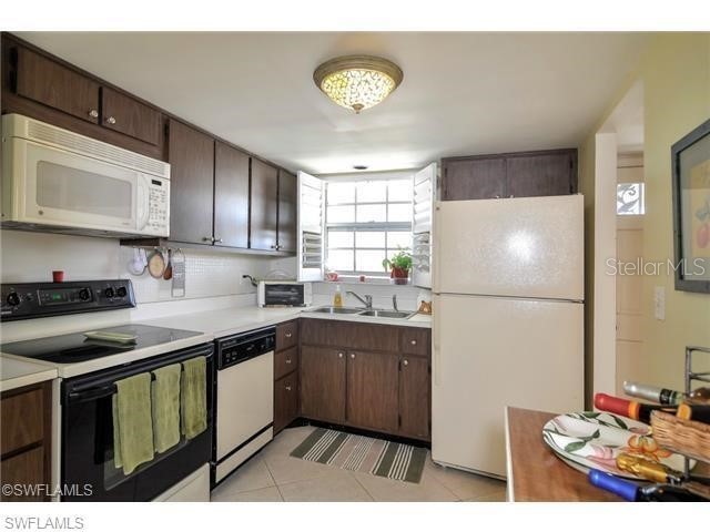 1900 Alamanda Drive #305 Naples FL 34102 C7513016 image5