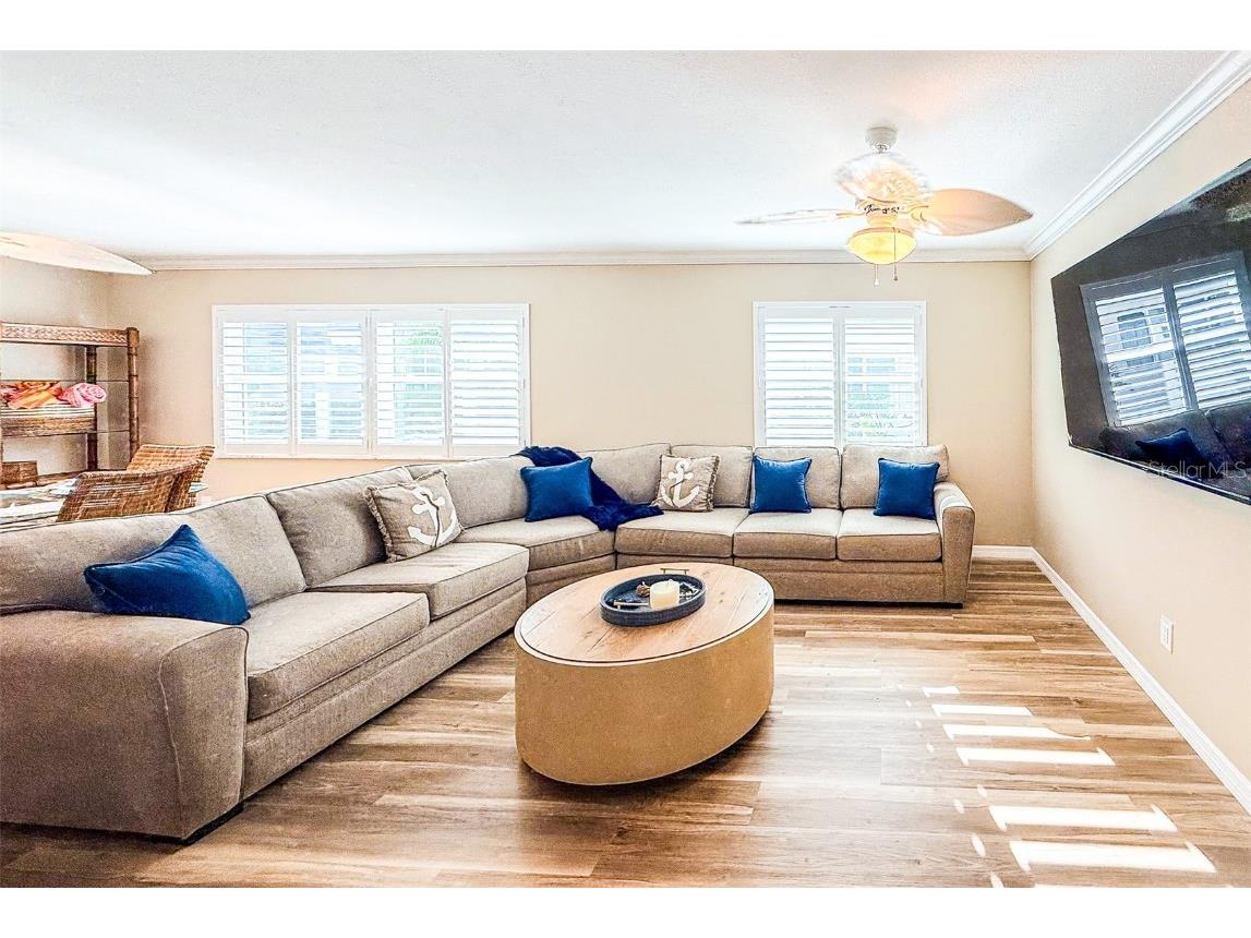 1900 Benjamin Franklin Drive #3 Sarasota FL 34236 A4650732 image10