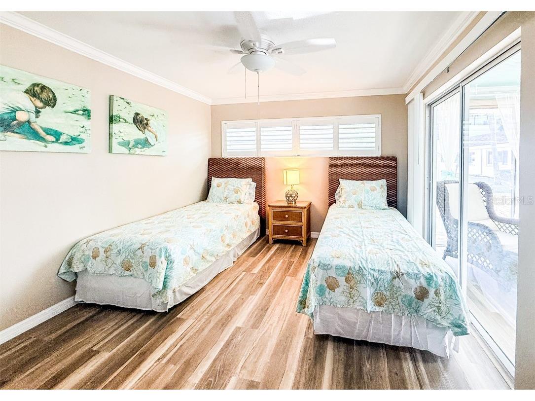 1900 Benjamin Franklin Drive #3 Sarasota FL 34236 A4650732 image14