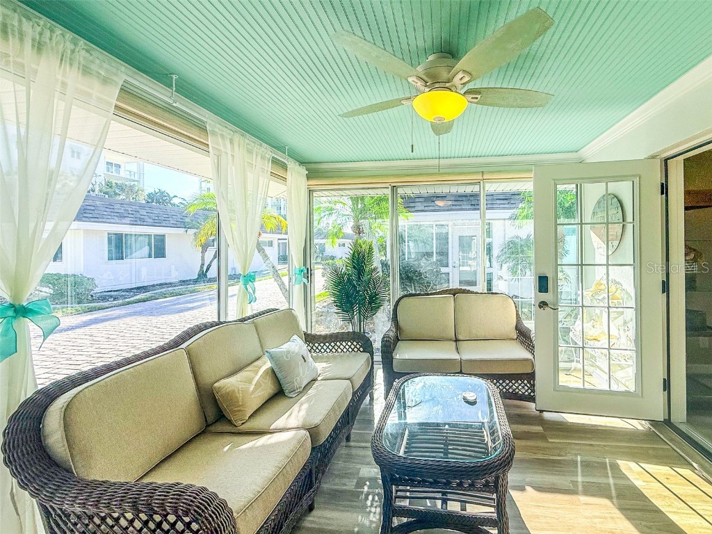 1900 Benjamin Franklin Drive #3 Sarasota FL 34236 A4650732 image18