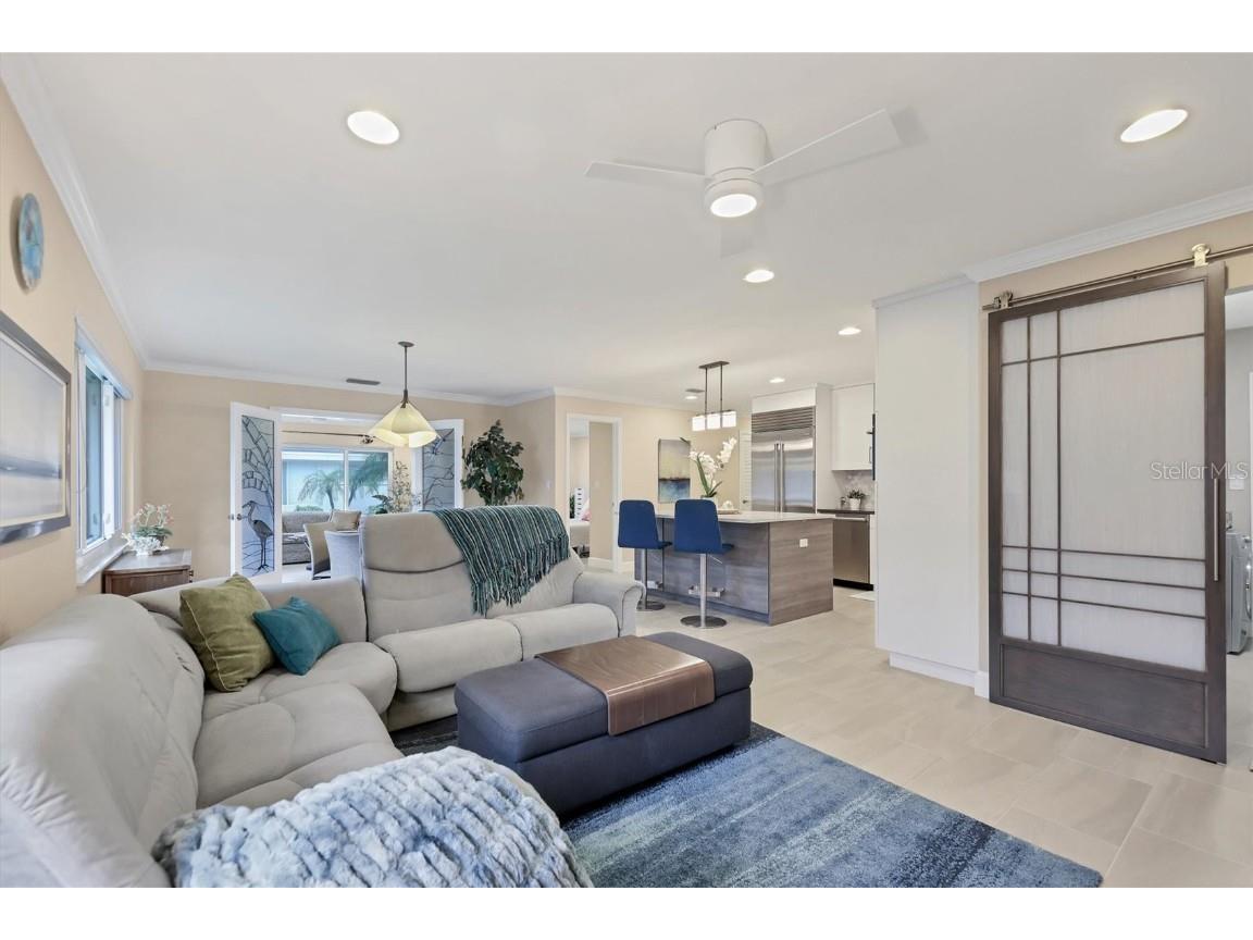 1900 Benjamin Franklin Drive #V-15 Sarasota FL 34236 A4621429 image11