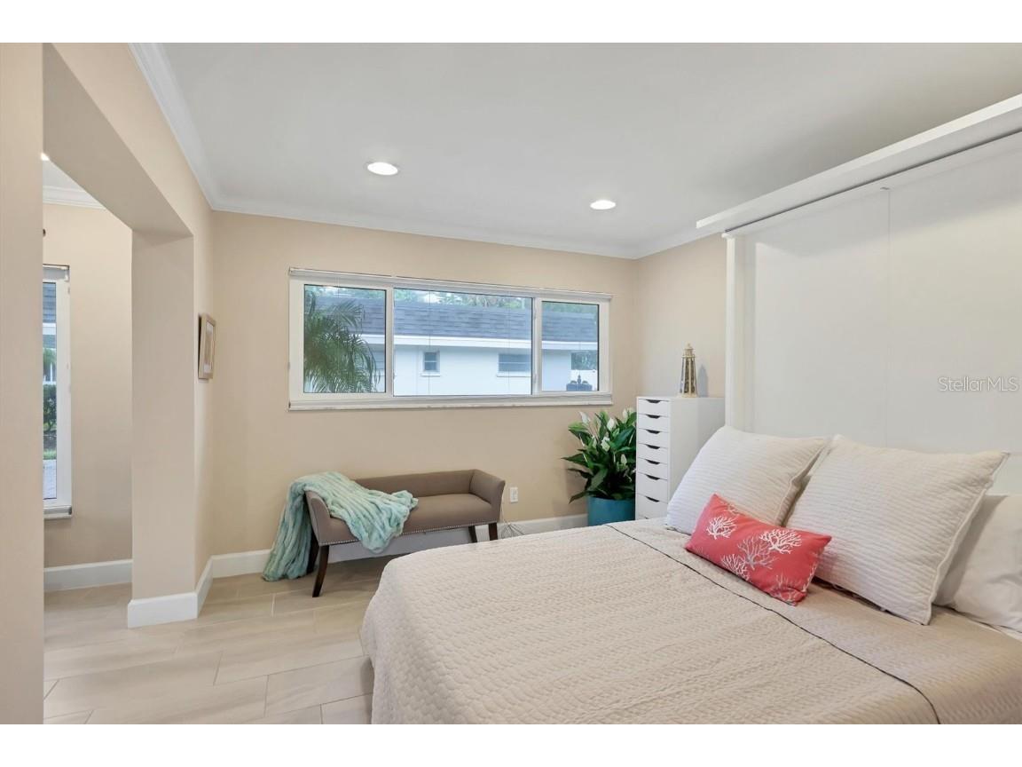 1900 Benjamin Franklin Drive #V-15 Sarasota FL 34236 A4621429 image22