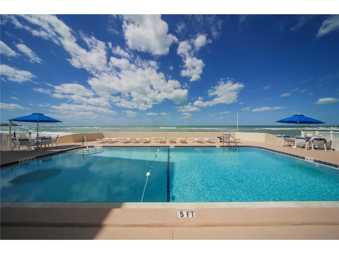 1900 Benjamin Franklin Drive #V-15 Sarasota FL 34236 A4621429 image27