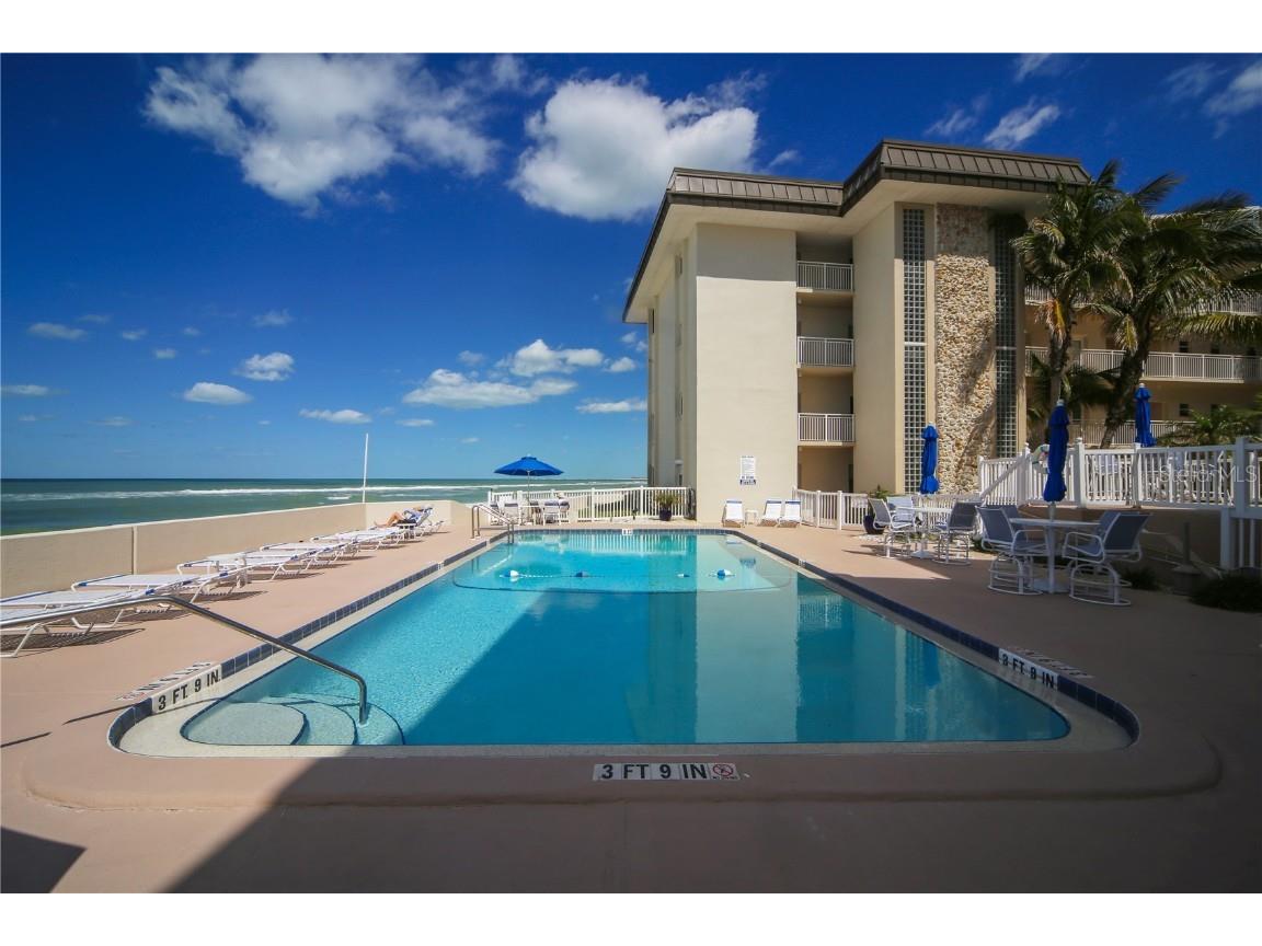 1900 Benjamin Franklin Drive #V-15 Sarasota FL 34236 A4621429 image28