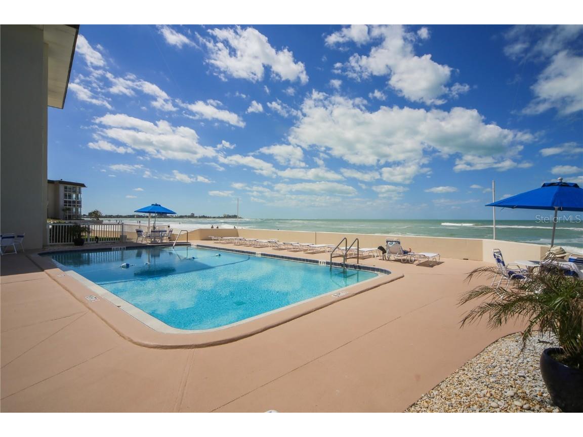 1900 Benjamin Franklin Drive #V-15 Sarasota FL 34236 A4621429 image29