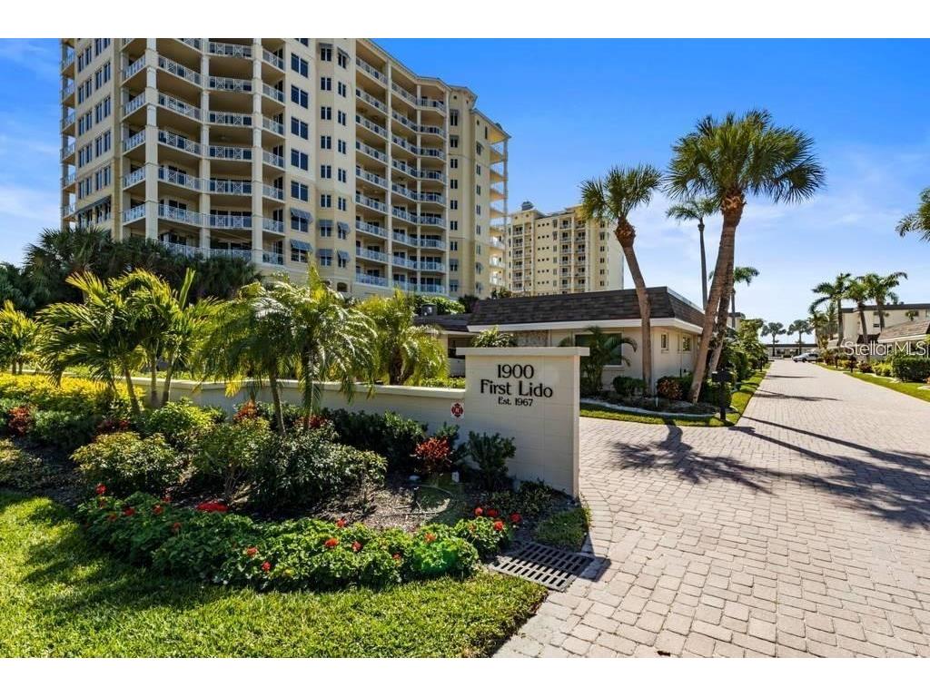1900 Benjamin Franklin Drive #V-15 Sarasota FL 34236 A4621429 image3