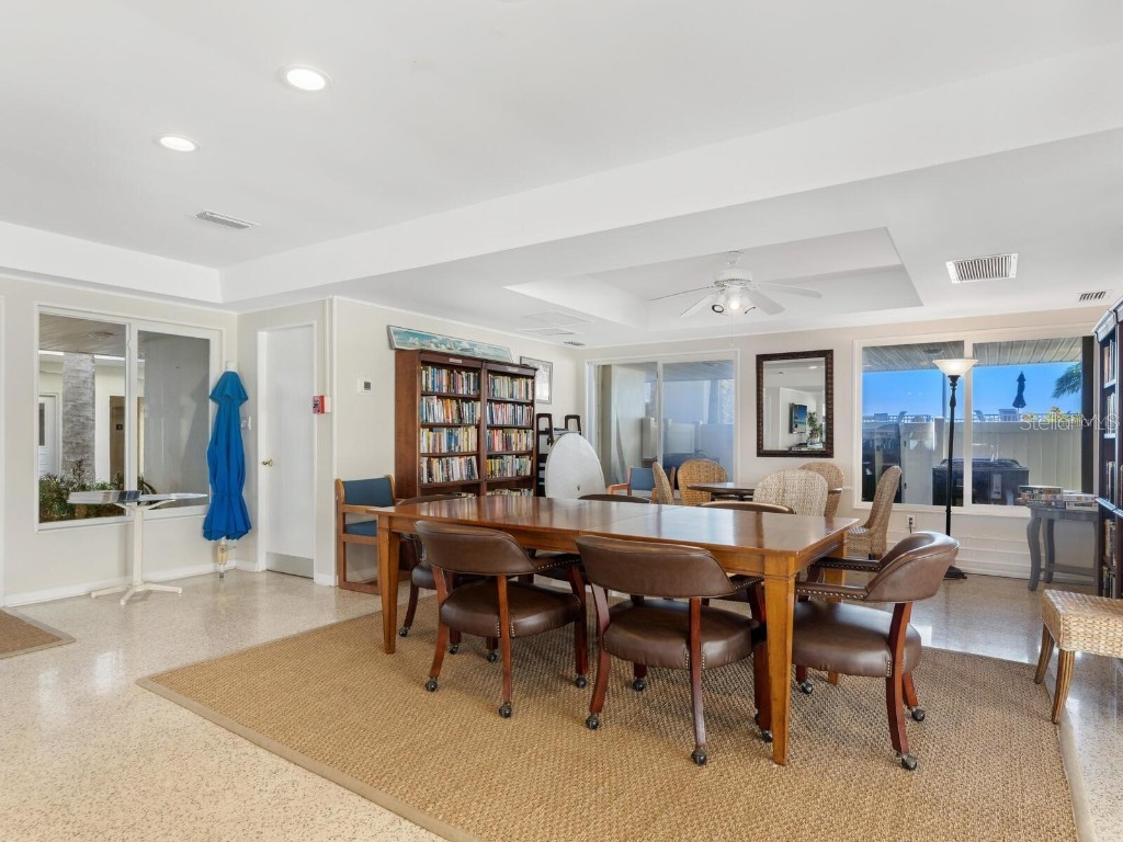 1900 Benjamin Franklin Drive #V-15 Sarasota FL 34236 A4621429 image34