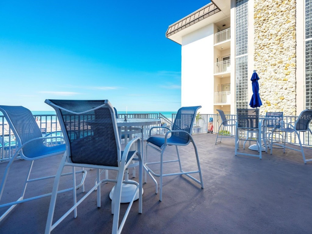 1900 Benjamin Franklin Drive #V-15 Sarasota FL 34236 A4621429 image35