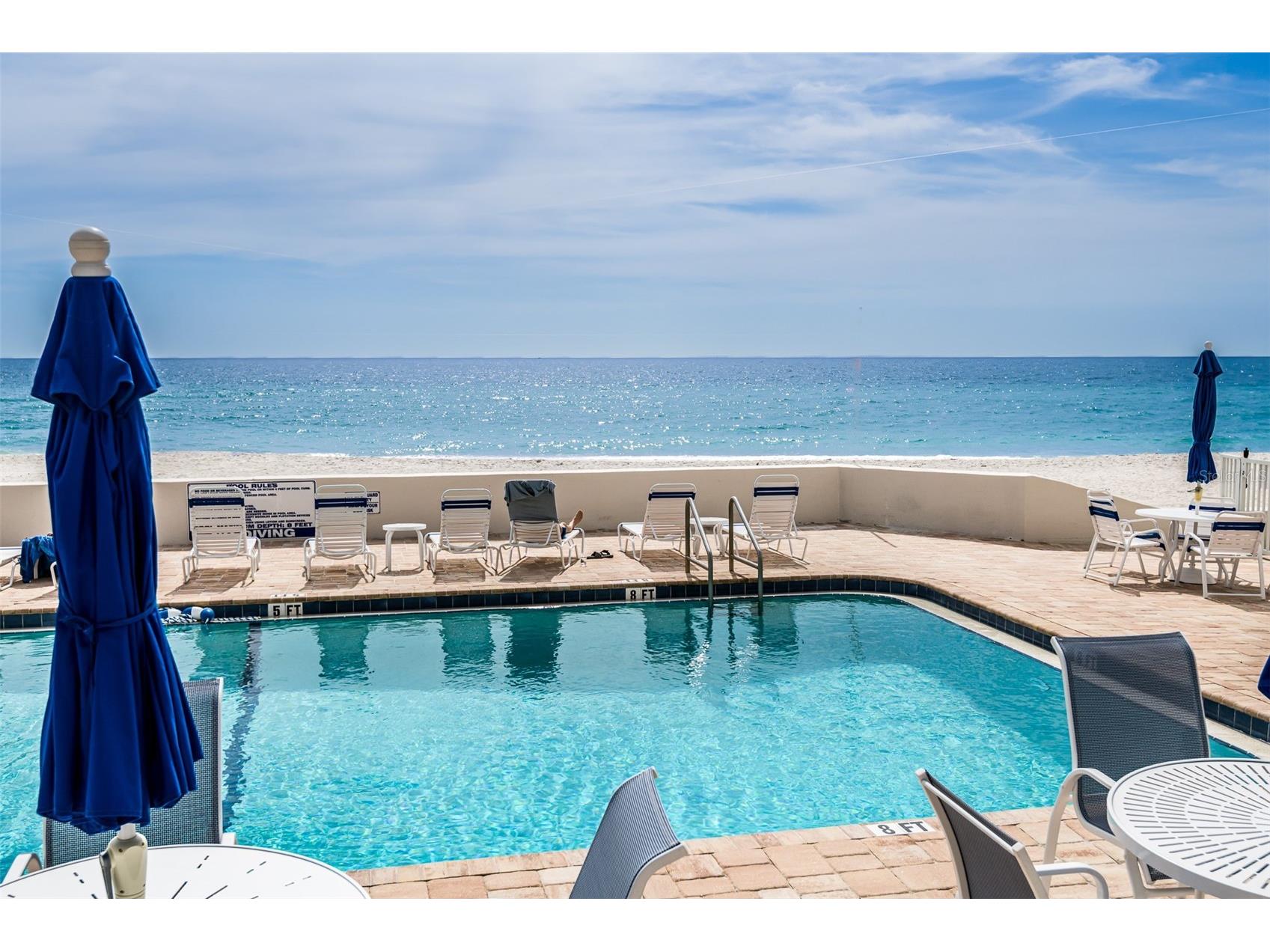 1900 Benjamin Franklin Drive #V11 Sarasota FL 34236 A4692271 image19