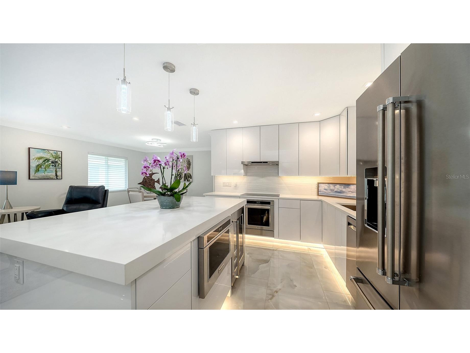 1900 Benjamin Franklin Drive #V11 Sarasota FL 34236 - GULF OF MEXICO A4696174 image10