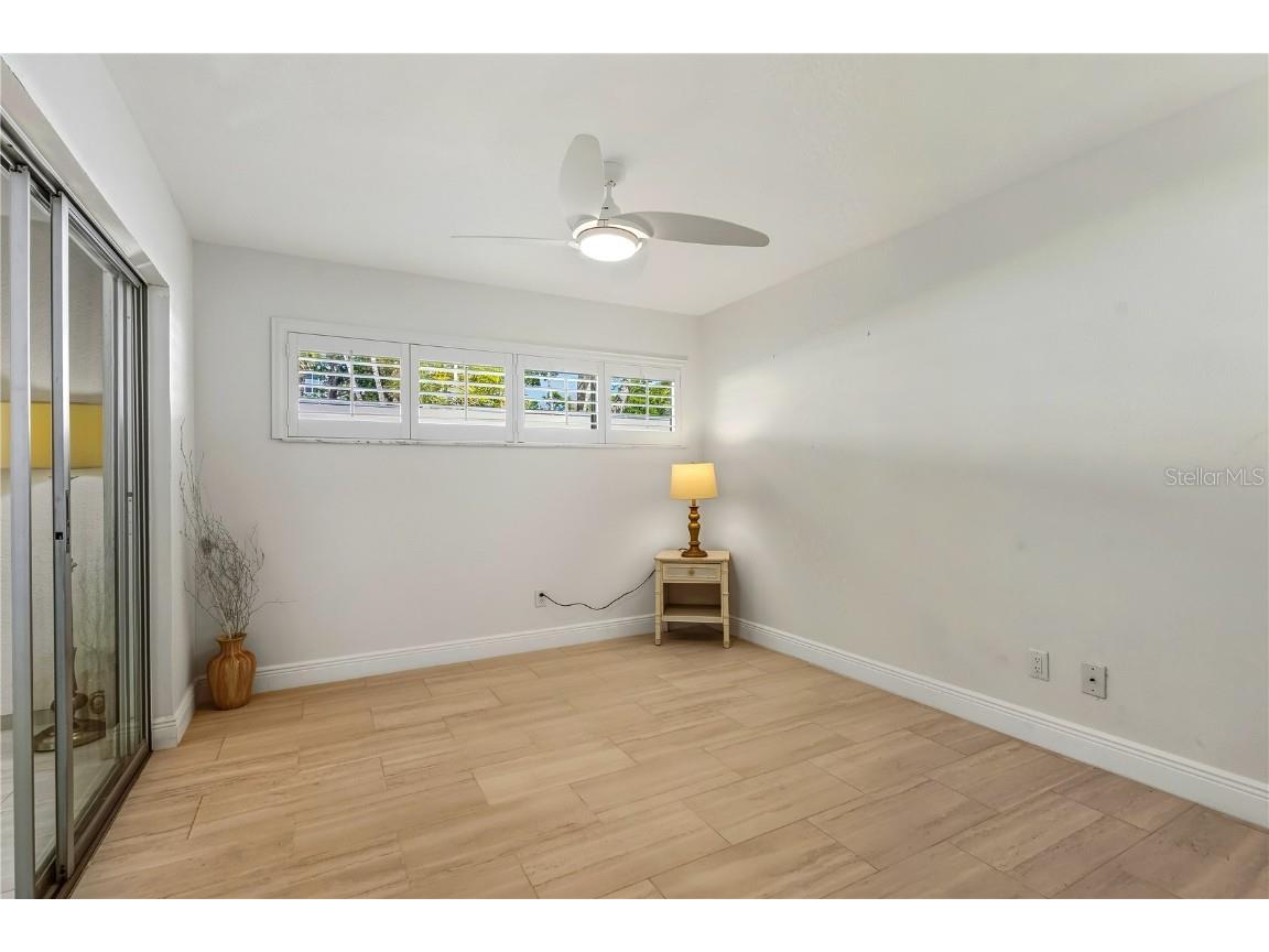 1900 Benjamin Franklin Drive #V12 Sarasota FL 34236 A4671208 image26