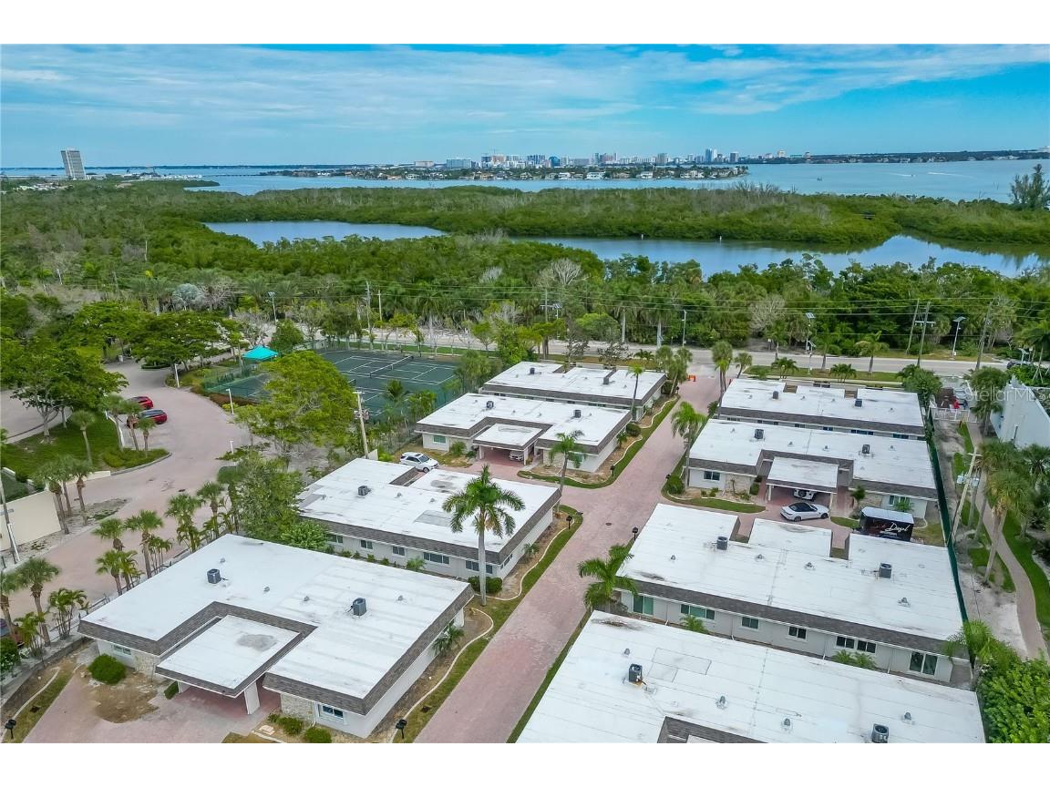 1900 Benjamin Franklin Drive #V12 Sarasota FL 34236 A4671208 image40