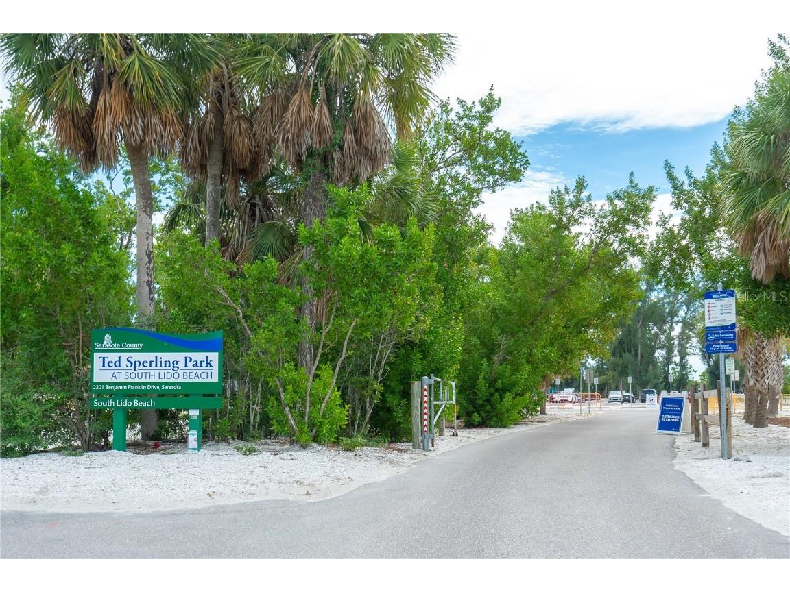 1900 Benjamin Franklin Drive #V12 Sarasota FL 34236 A4671208 image42