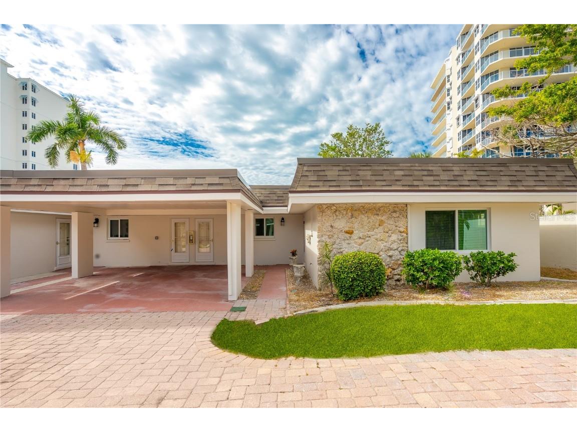 1900 Benjamin Franklin Drive #V12 Sarasota FL 34236 A4671208 image6