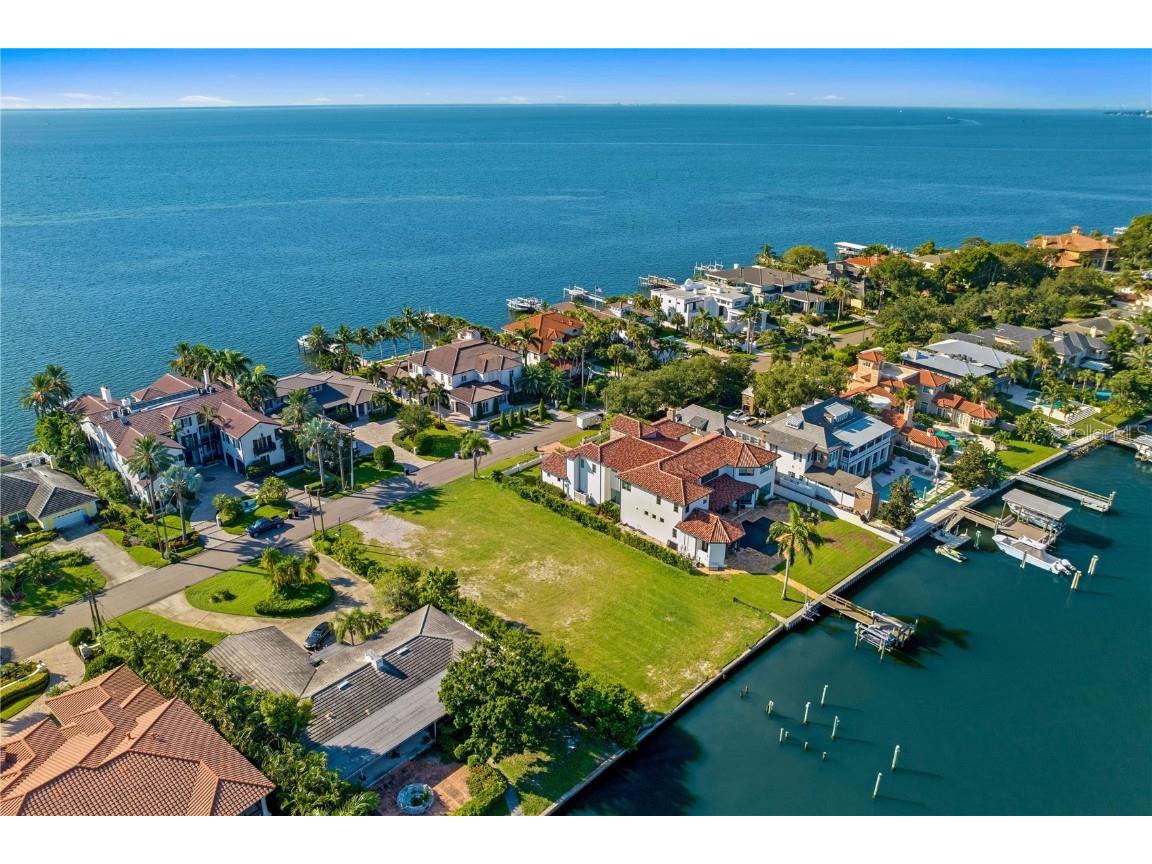 1900 Brightwaters Boulevard NE Saint Petersburg FL 33704 T3550376 image1