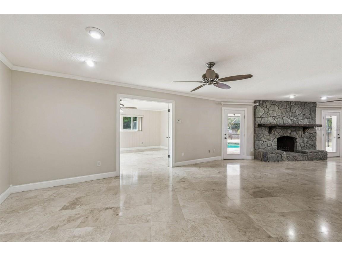 1900 Capri Road Valrico FL 33594 - VALRICO LAKE TB8454093 image15