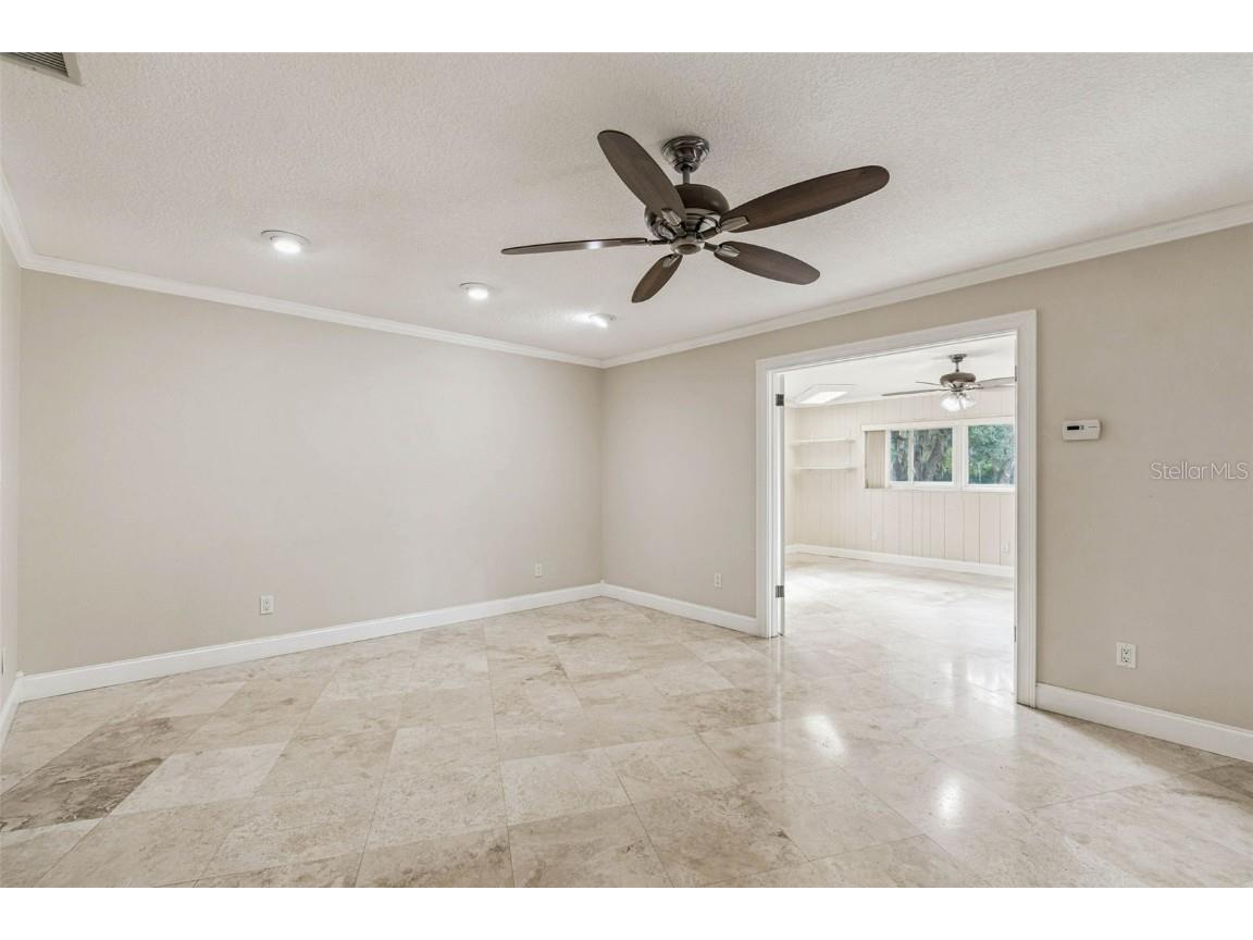 1900 Capri Road Valrico FL 33594 - VALRICO LAKE TB8454093 image18