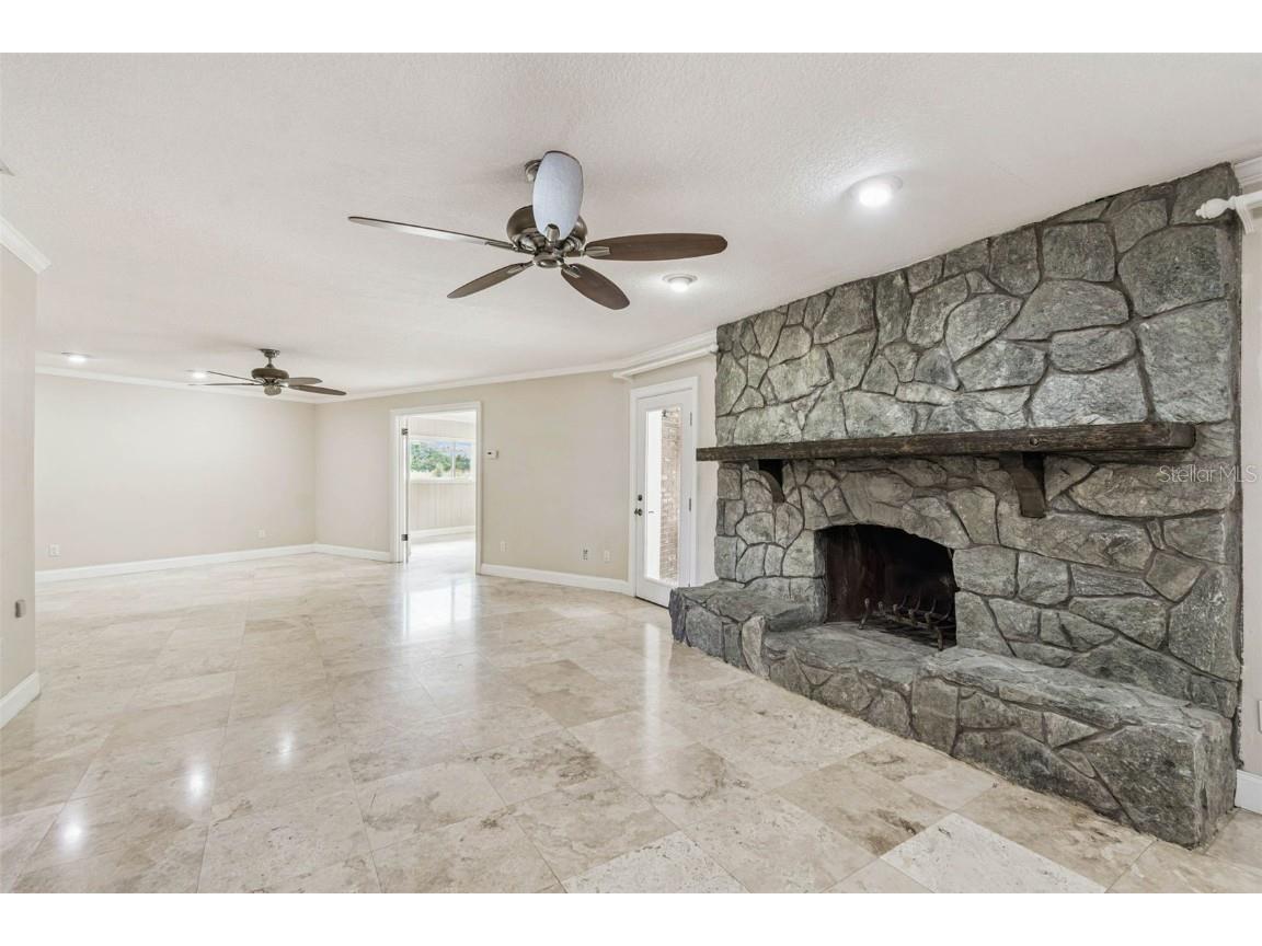 1900 Capri Road Valrico FL 33594 - VALRICO LAKE TB8454093 image28