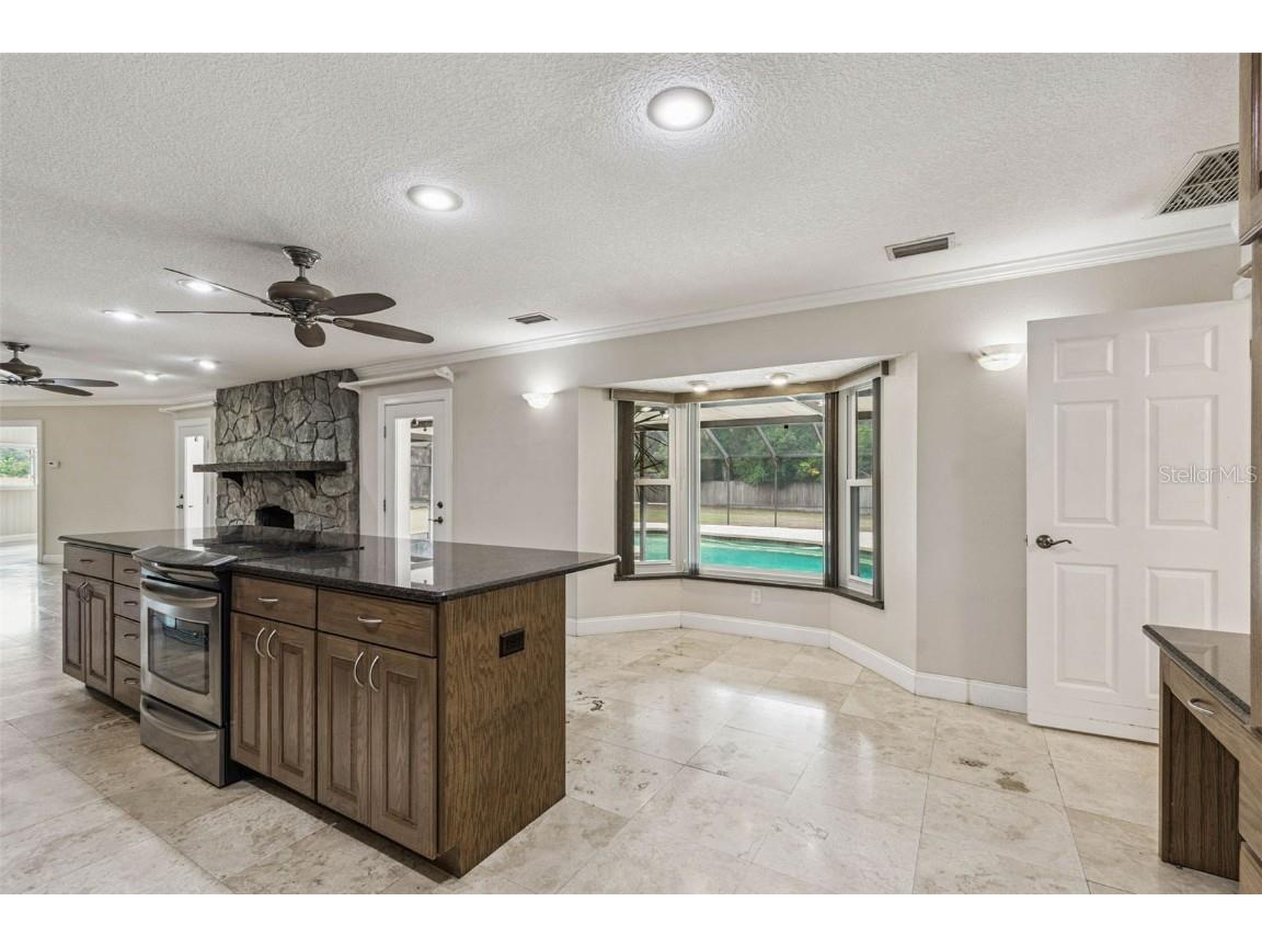 1900 Capri Road Valrico FL 33594 - VALRICO LAKE TB8454093 image33