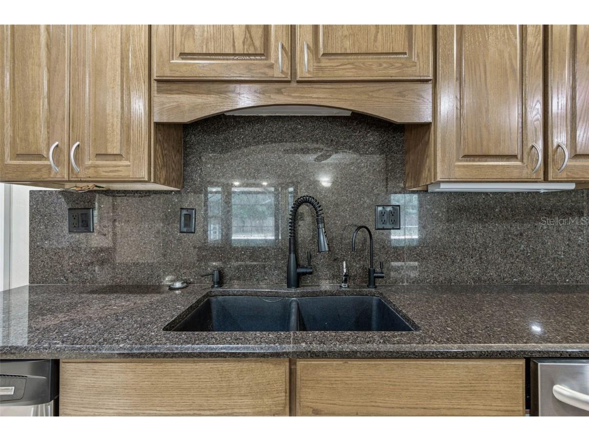 1900 Capri Road Valrico FL 33594 - VALRICO LAKE TB8454093 image35