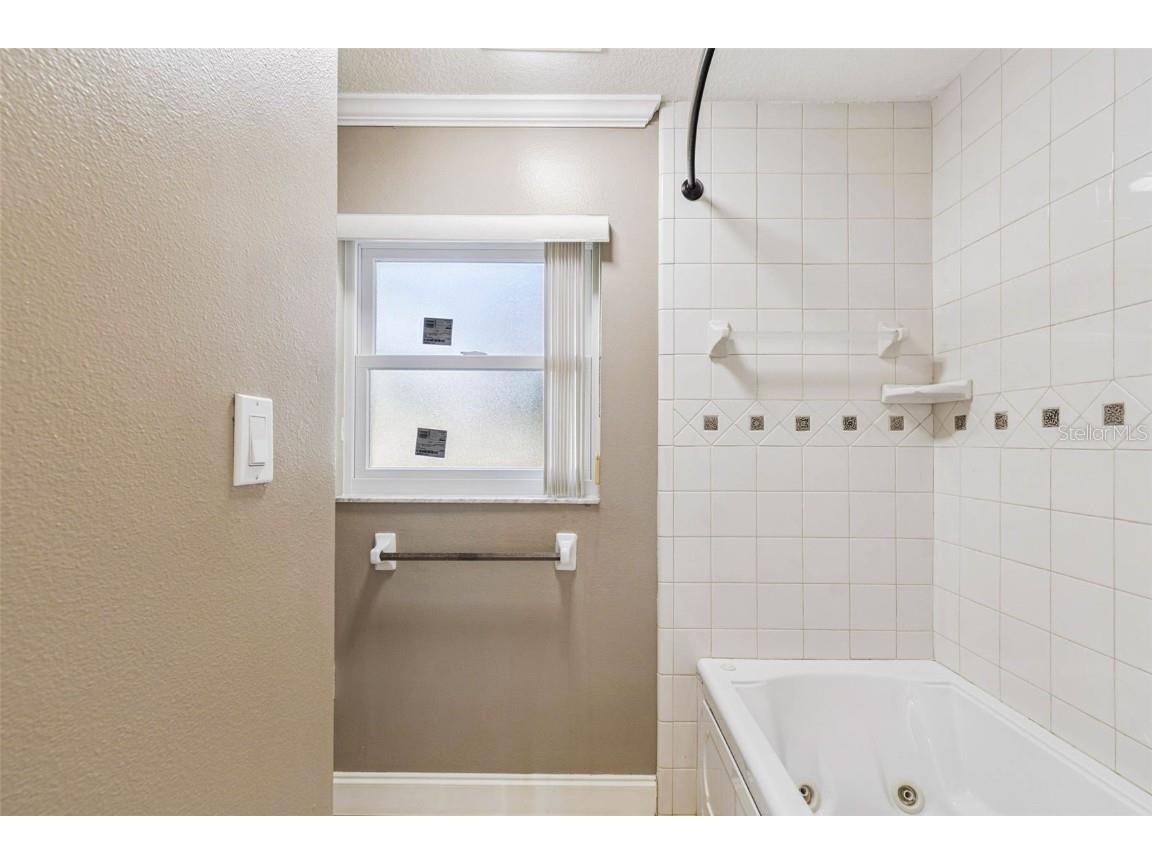 1900 Capri Road Valrico FL 33594 - VALRICO LAKE TB8454093 image68