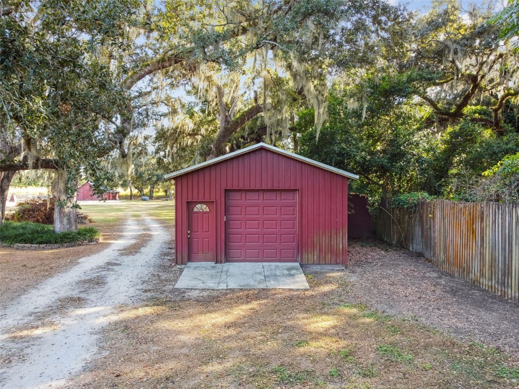 1900 Capri Road Valrico FL 33594 - VALRICO LAKE TB8454093 image93