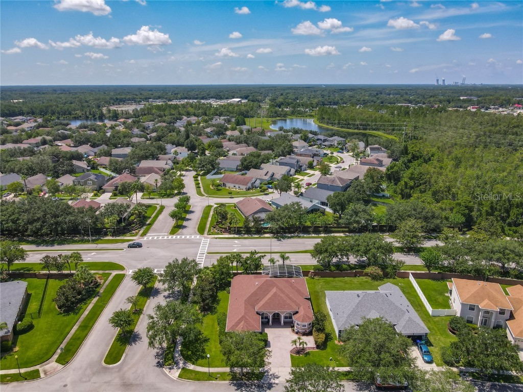 1900 Cascades Cove Drive Orlando FL 32820 TB8410841 image3