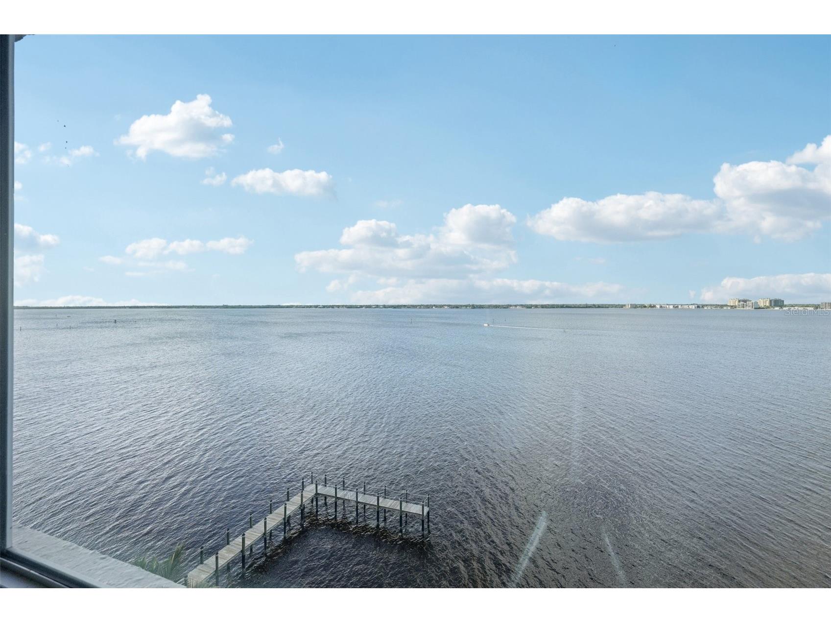 1900 Clifford Street #701A Fort Myers FL 33901 - CALOOSAHATCHEE RIVER A4673644 image25