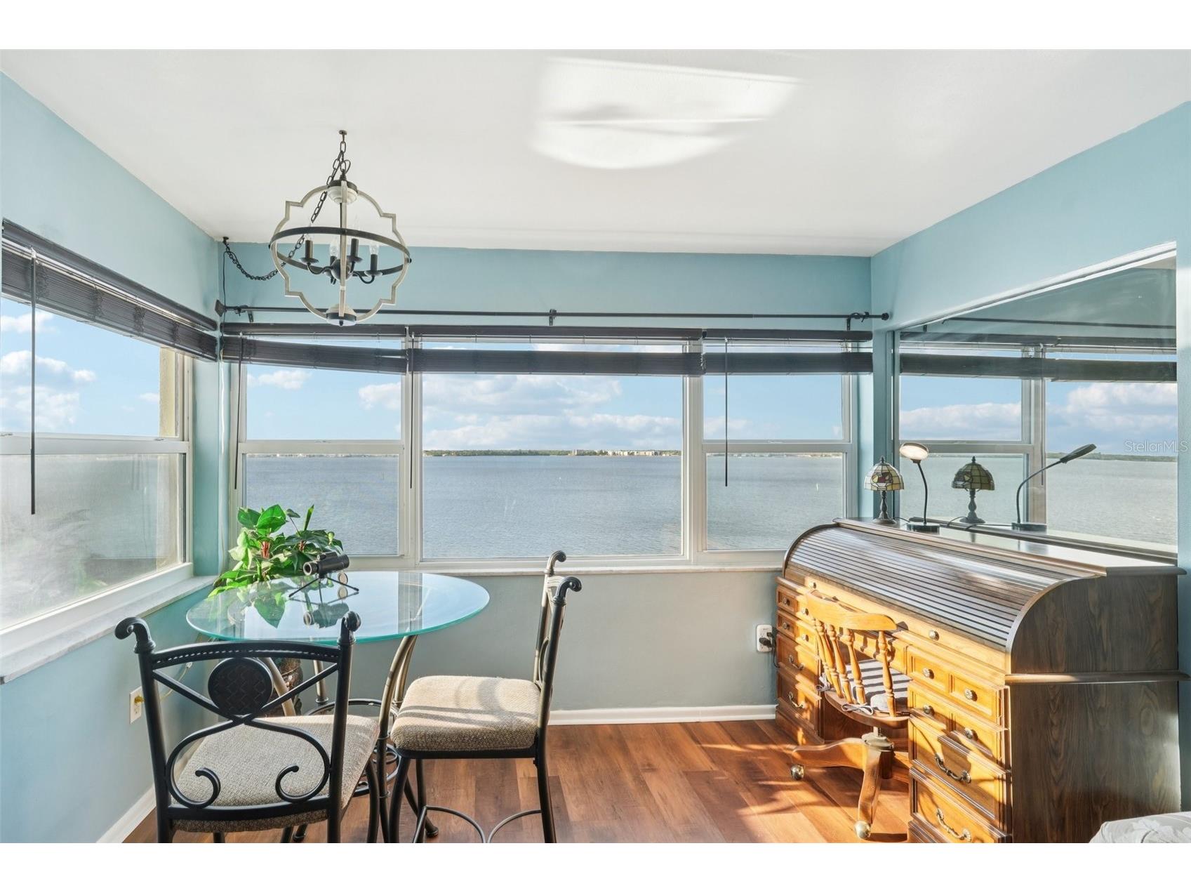 1900 Clifford Street #701A Fort Myers FL 33901 - CALOOSAHATCHEE RIVER A4673644 image7