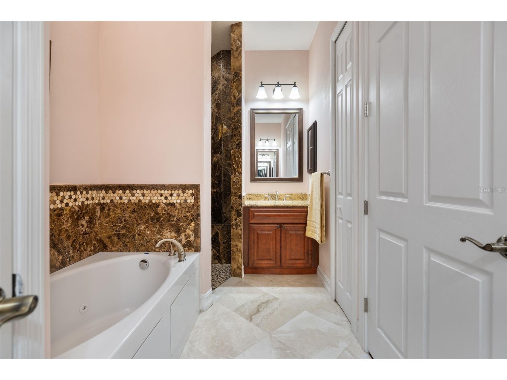 1900 Colleen Street Sarasota FL 34231 R4910744 image24