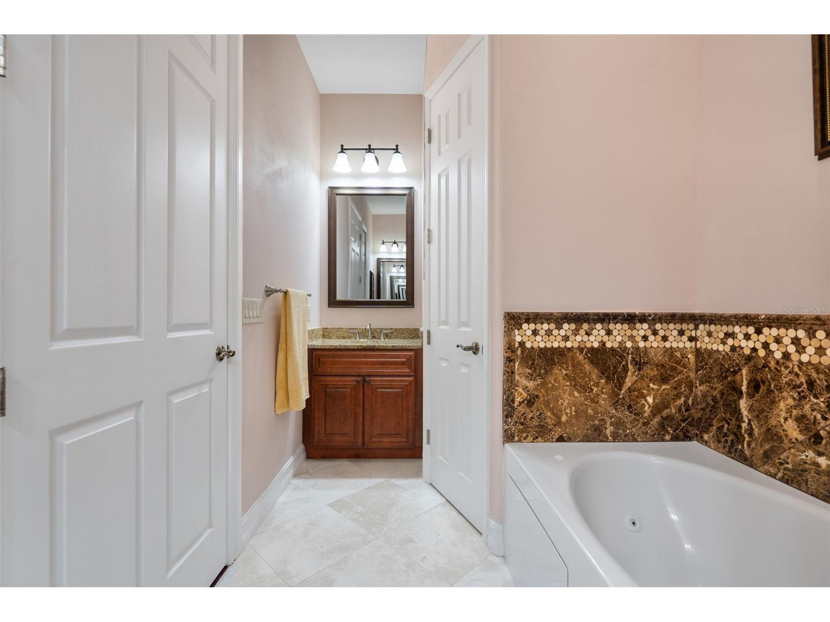 1900 Colleen Street Sarasota FL 34231 R4910744 image27