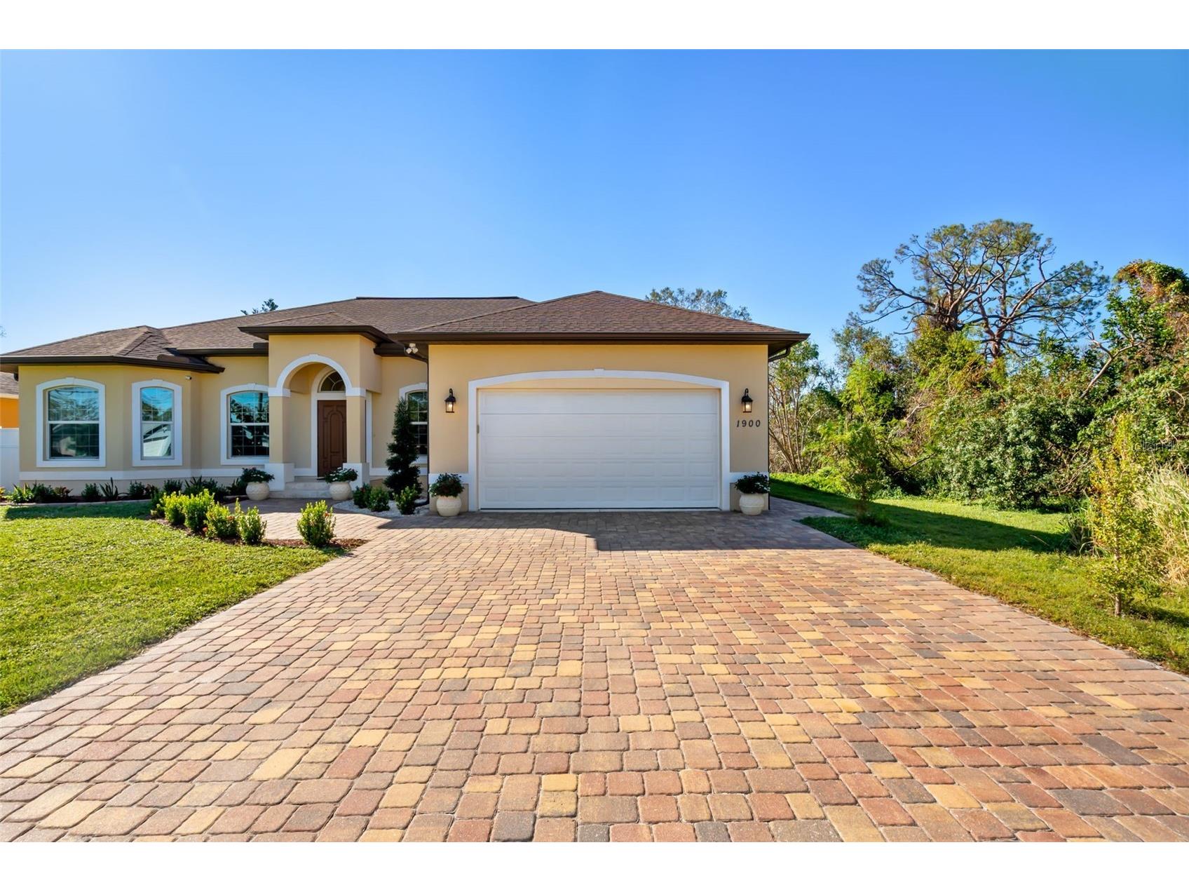 1900 Colleen Street Sarasota FL 34231 R4910744 image4