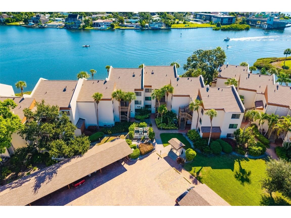 1900 Cove Ii Place #114 Sarasota FL 34242 A4664073 image1