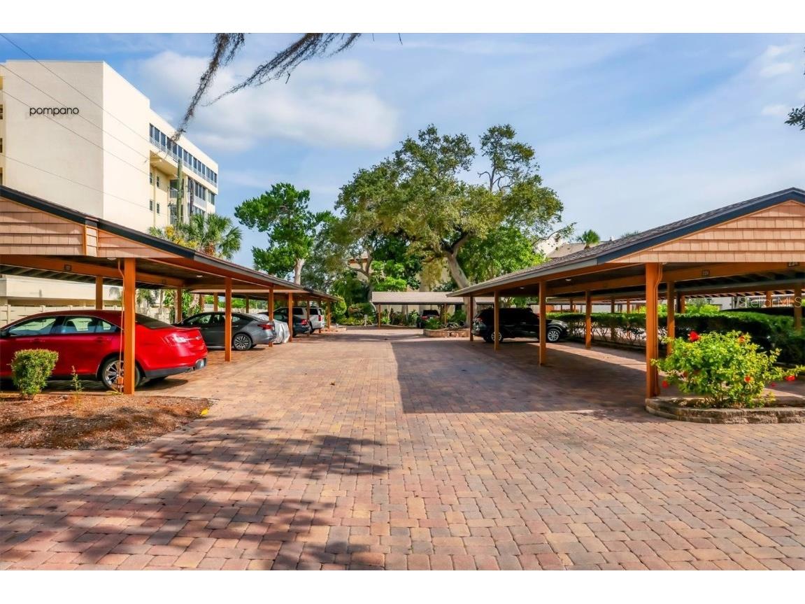 1900 Cove Ii Place #127 Sarasota FL 34242 A4671495 image4