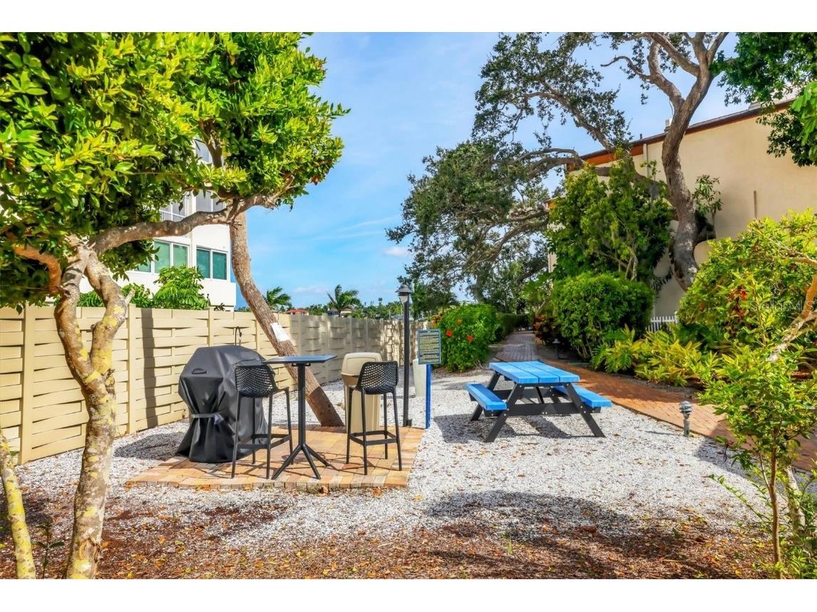 1900 Cove Ii Place #127 Sarasota FL 34242 A4671495 image42