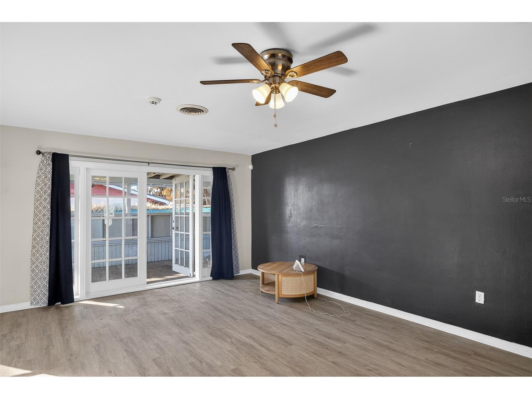 1900 Freeport Street Orlando FL 32808 O6381531 image12