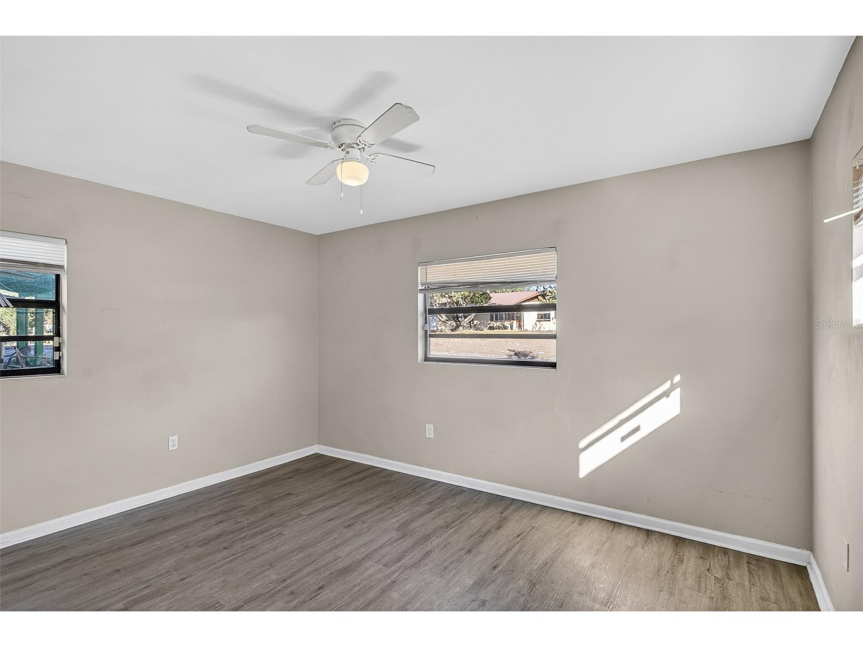 1900 Freeport Street Orlando FL 32808 O6381531 image23