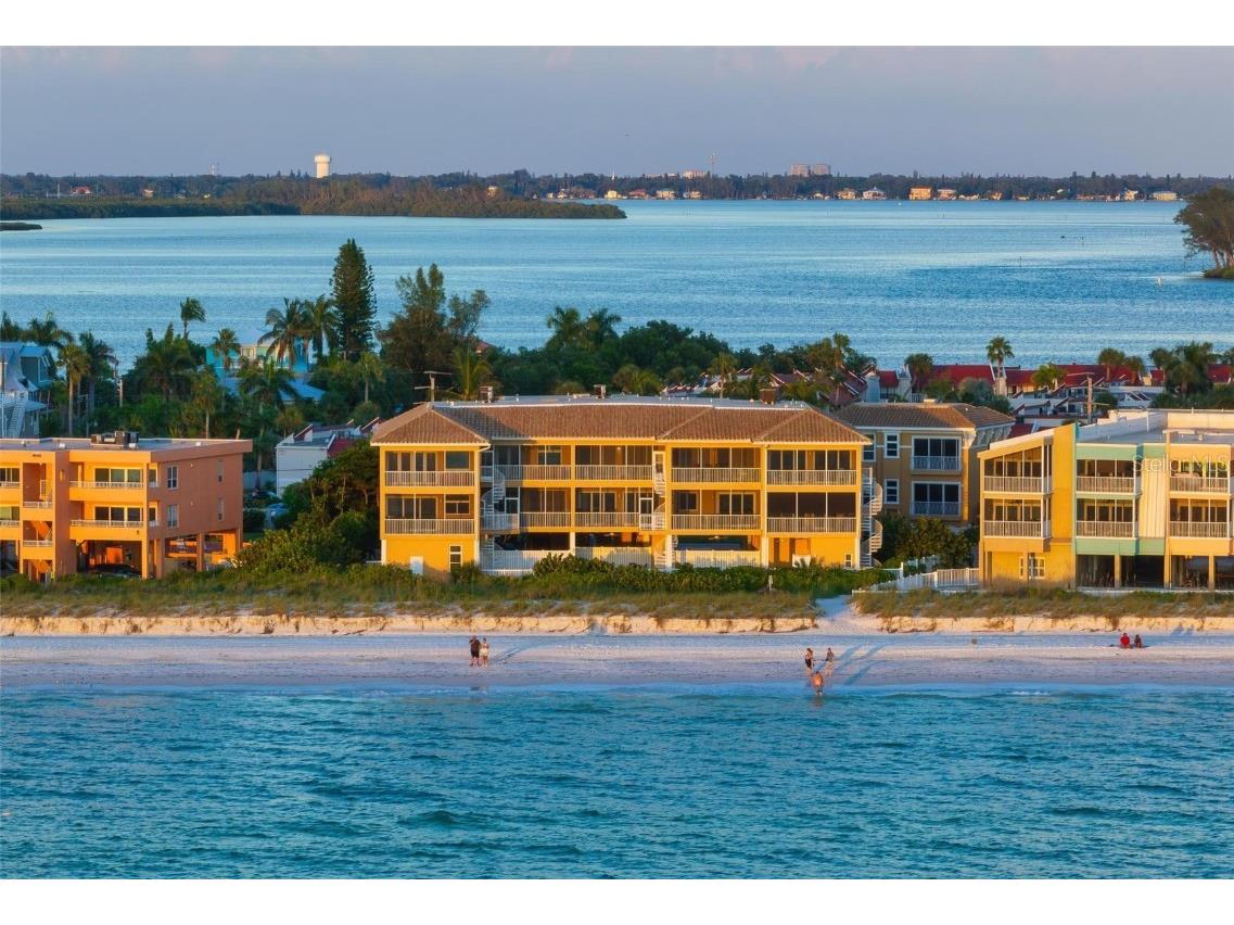 1900 Gulf Drive N #1 Bradenton Beach FL 34217 - GULF OF MEXICO A4623438 image50